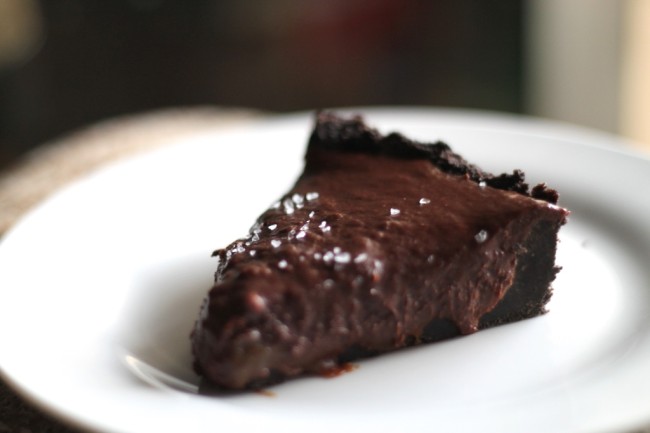 Chocolate Caramel Oreo Pie